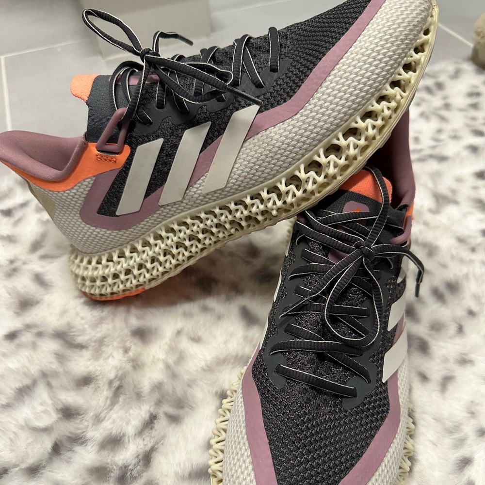Like new adidas 4DFWD 2 Running Shoes Women's size 10